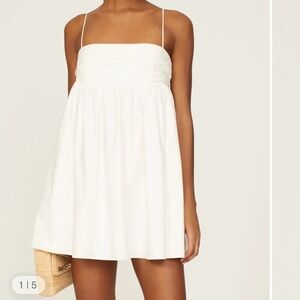 Reformation dress size 4 like new condition worn twice